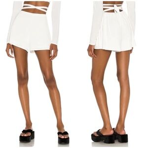 NBD Alizeh Shorts In White